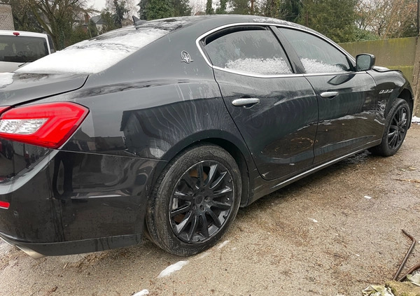 Maserati Ghibli cena 29900 przebieg: 177000, rok produkcji 2014 z Czarnków małe 191